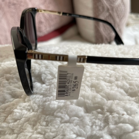 BURBERRY WOMANS SUNGLASSES - Picture 10 of 12